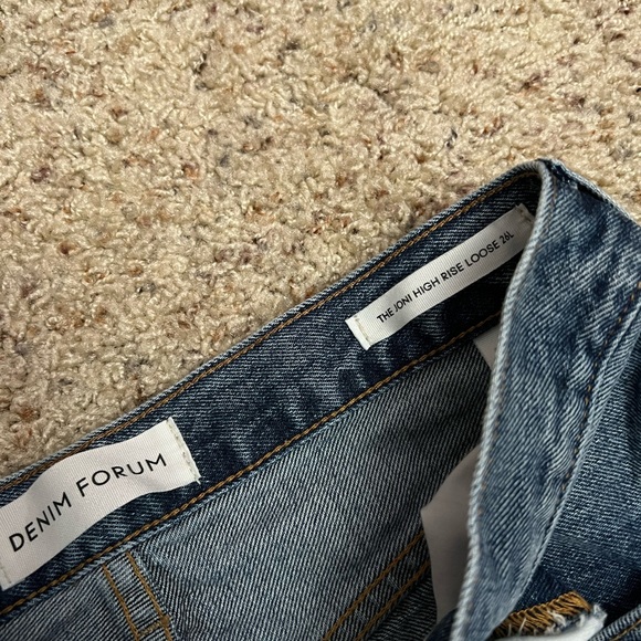 Aritzia Denim Forum Joni Jeans - Picture 2 of 5